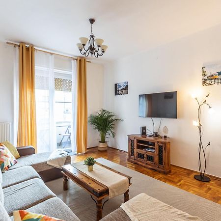 Bright & Spacious Riverside Apartment With Balcony Budapešť Exteriér fotografie
