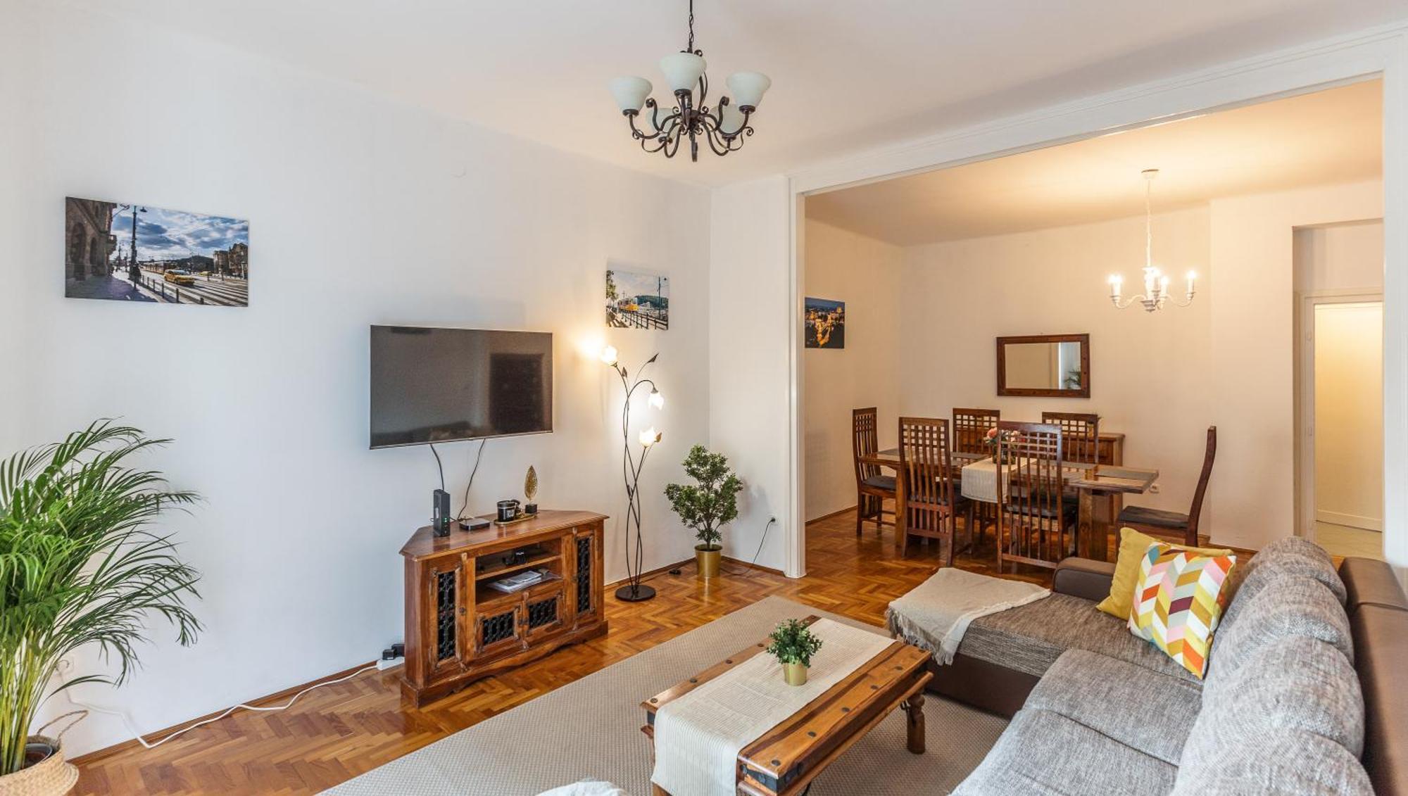 Bright & Spacious Riverside Apartment With Balcony Budapešť Exteriér fotografie