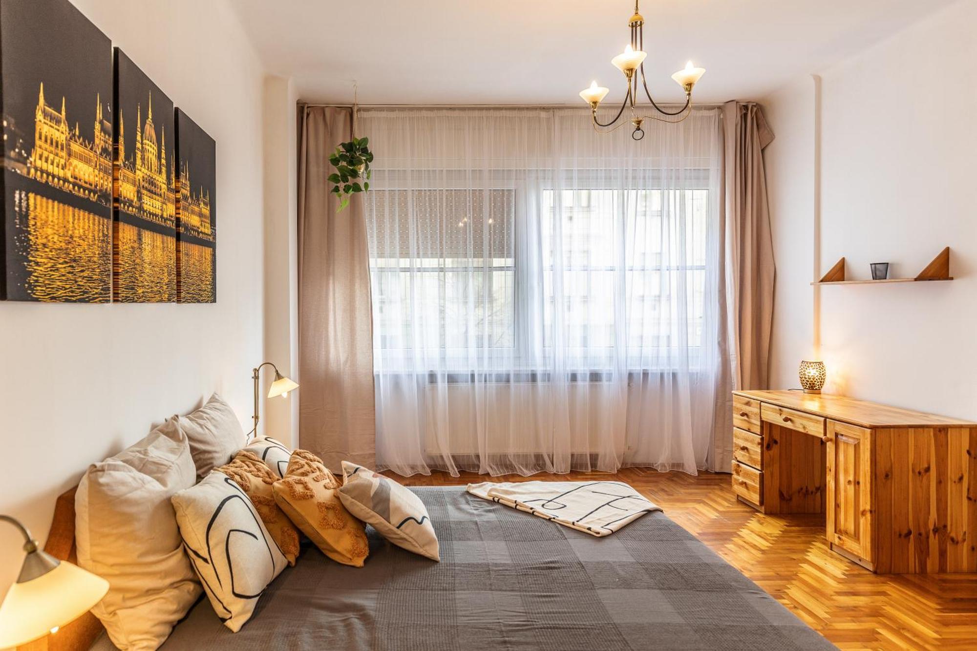 Bright & Spacious Riverside Apartment With Balcony Budapešť Exteriér fotografie