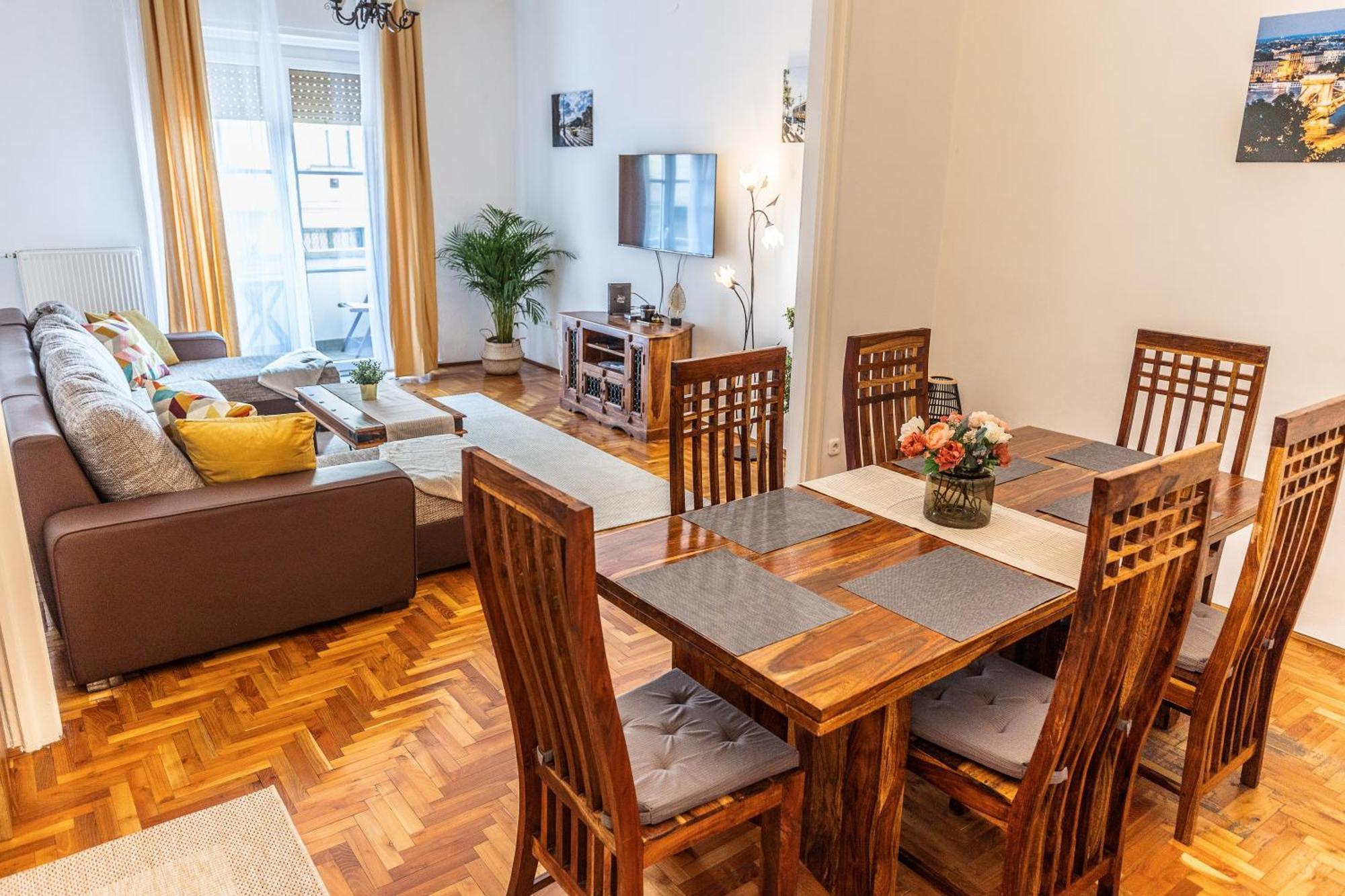 Bright & Spacious Riverside Apartment With Balcony Budapešť Exteriér fotografie
